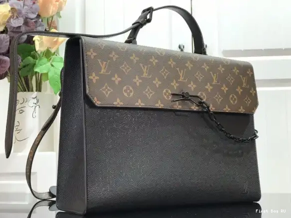 Firstbag BRIEFCASE LOUIS ROBUSTO VUITTON 0520